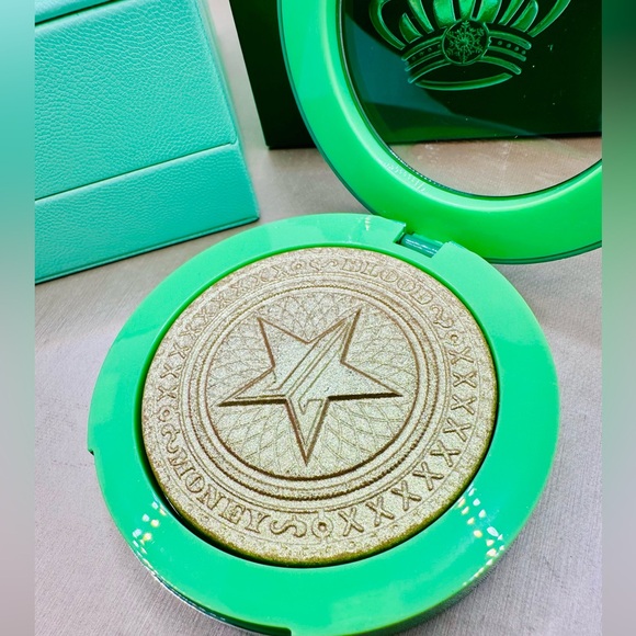 NEW! Jeffree Star Cosmetics Cold Hard Cash Extreme Frost Highlighting Powder - Picture 4 of 14